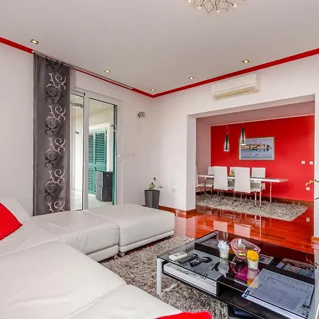 Doric * スラティネ