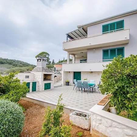 Doric Apartamento